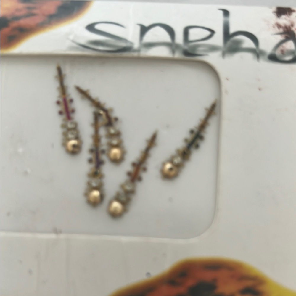 Assorted Bindi Collection - Picture 4 of 8